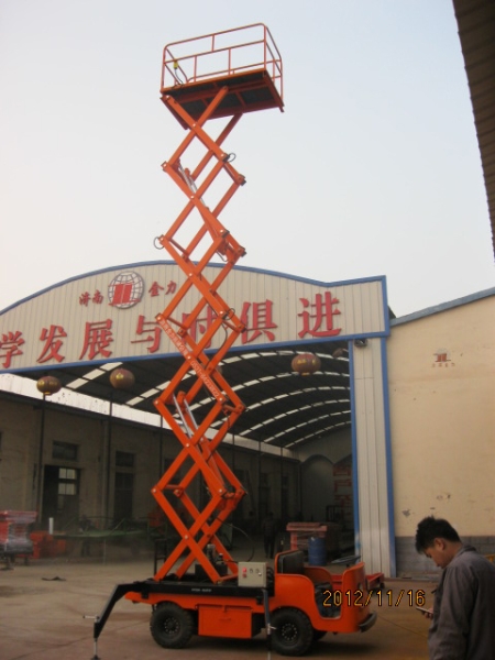 郑州自行式升降机
